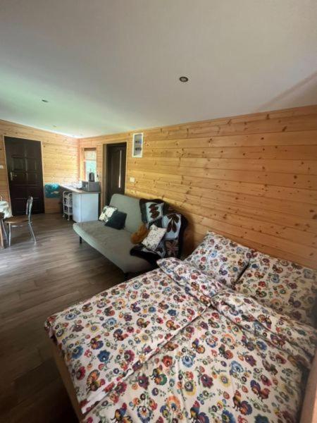 Bed and Breakfast Lesny Zakatek Smardzewice Exterior foto